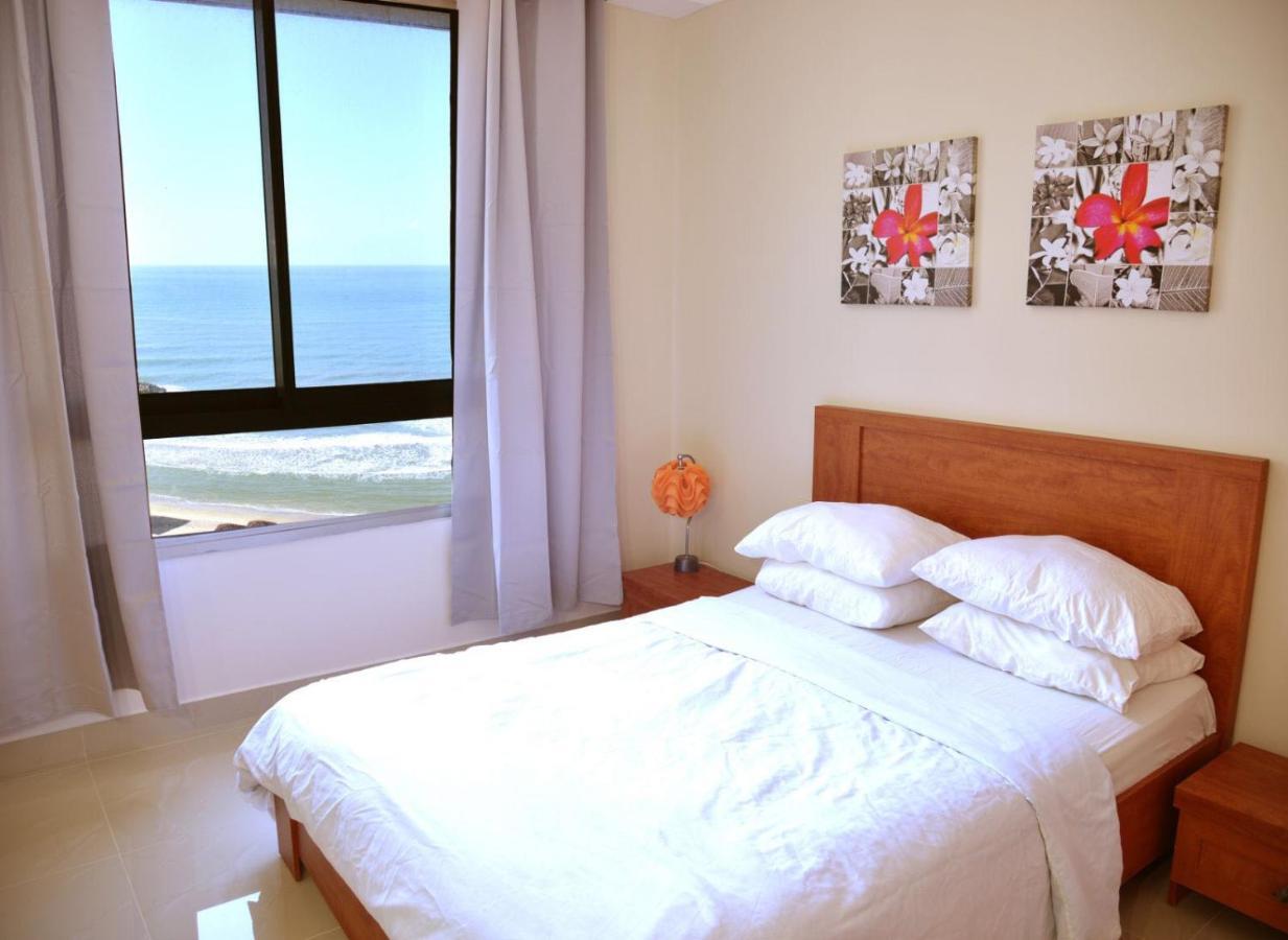 Almog Tower Aparthotel Haifa Buitenkant foto