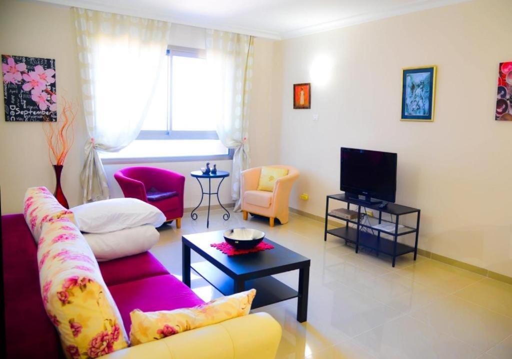 Almog Tower Aparthotel Haifa Buitenkant foto