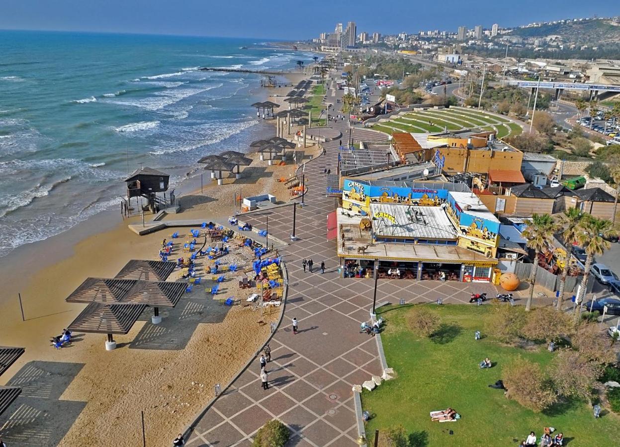 Almog Tower Aparthotel Haifa Buitenkant foto